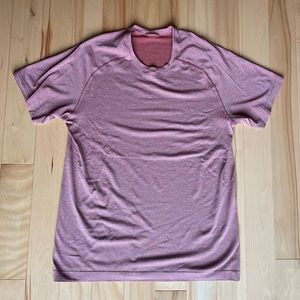 LuLu M metal vent tech shirt